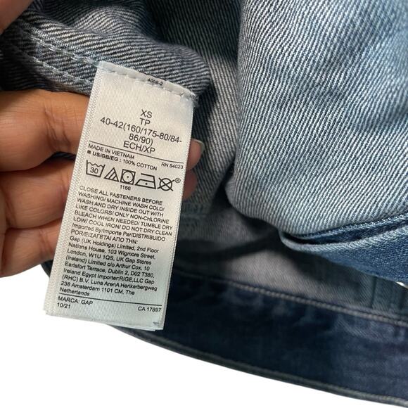 GAP Women's Denim Jacket Blue Medium Wash Size XS - Picture 4 of 6